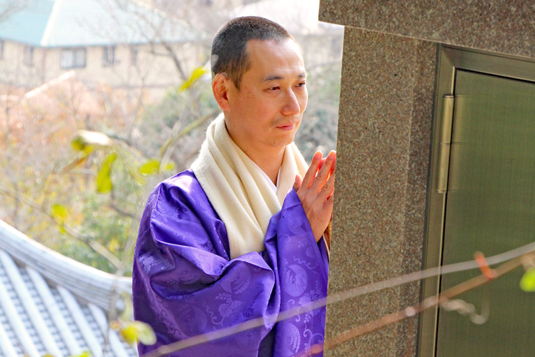 慈照院 永代供養塔